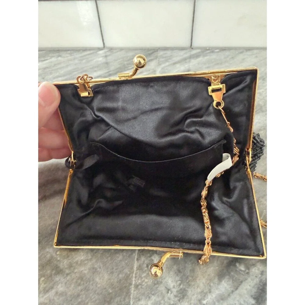Unbranded accentuate your